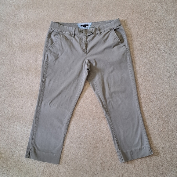 Tommy Hilfiger Cropped Pants Women's Size 14 Taupe Straight Leg Cotton Capri - Picture 1 of 15